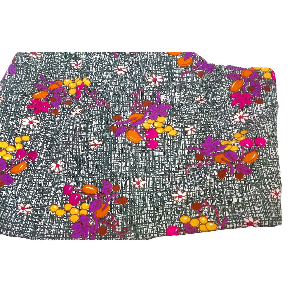 Vintage 60s Mod Graphic Grid Fabric 4 Yds Retro Purple Magenta Floral